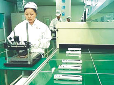 絲印車(chē)間_深圳注塑加工_深圳塑膠模具